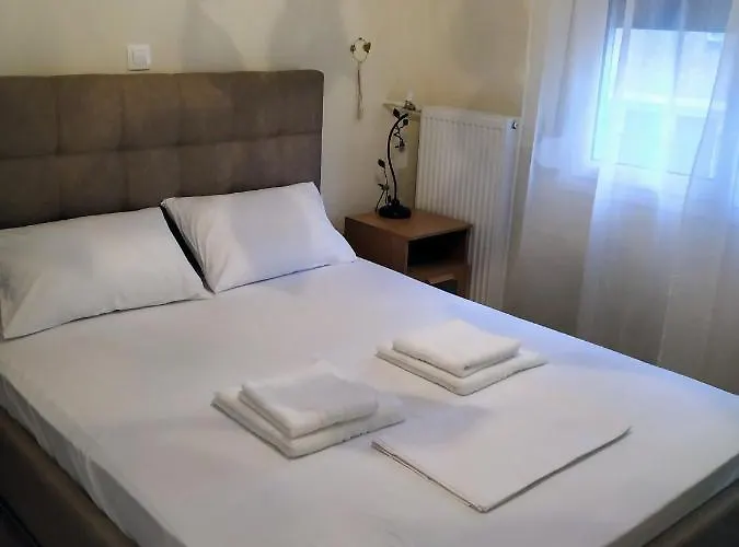 Kynosargous Square\'S Apartment